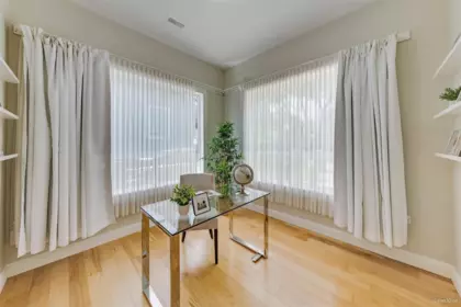 Powder Room Photo of 226 Gifford Place, New Westminster, BC