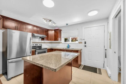 Guest Bathroom Photo of 24 8400 Cook Road, Richmond, BC