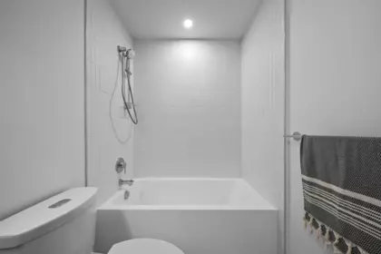 Hallway Photo of 510 20695 Eastleigh Crescent, Langley, BC