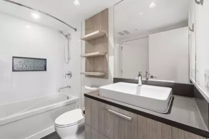 Mudroom Photo of 1608 3007 Glen Drive, Coquitlam, BC