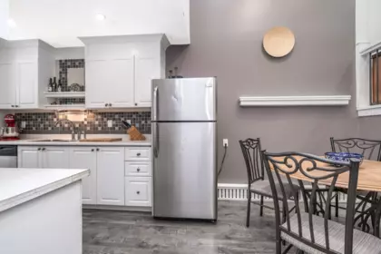 Pantry Photo of 17 33293 E Bourquin Crescent, Abbotsford, BC