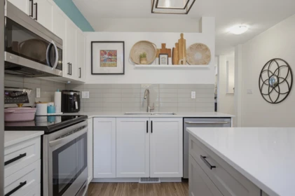 Guest Bathroom Photo of 52 6651 203 Street, Langley, BC