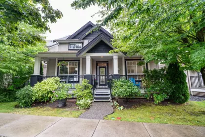 7020 195a Street, Surrey, BC, Surrey — Single Family Residence for sale