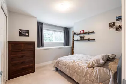 Hallway Photo of 7020 195a Street, Surrey, BC