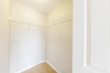 Basement Recreation Room Photo of 902 6333 Katsura Street, Richmond, BC