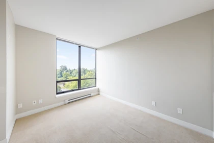 Entry Foyer Photo of 902 6333 Katsura Street, Richmond, BC