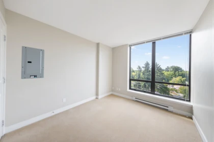 Hallway Photo of 902 6333 Katsura Street, Richmond, BC