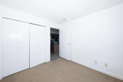 Guest Bathroom Photo of 1710 610 Granville Street, Vancouver, BC