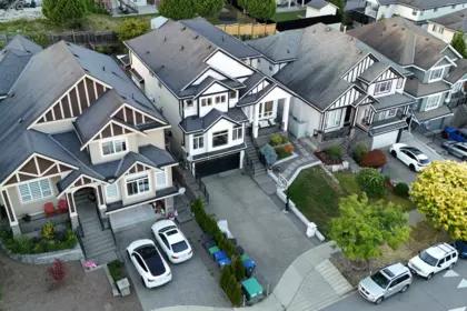 18913 54a Avenue, Surrey, BC, Surrey — Single Family Residence for sale