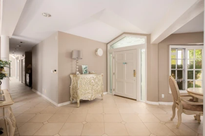 Breakfast Nook Photo of 888 Pyrford Road, West Vancouver, BC