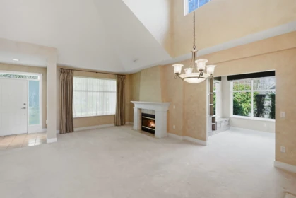 Breakfast Nook Photo of 2 5900 Ferry Road, Delta, BC