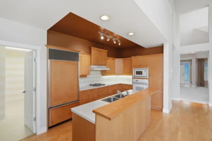 Kitchen Island Photo of 2 5900 Ferry Road, Delta, BC