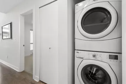 Powder Room Photo of 605 500 Royal Avenue, New Westminster, BC