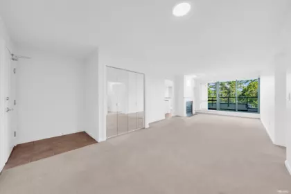 807 6611 Southoaks Crescent, Burnaby, BC, Burnaby — Apartment/Condo for sale