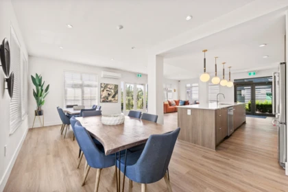 18 2070 Oak Meadows Drive, Surrey, BC, Surrey — Townhouse for sale