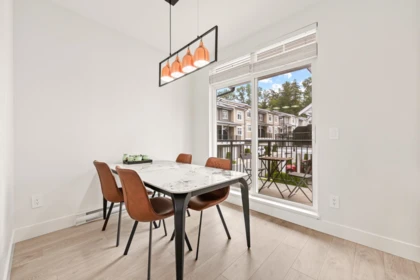 18 2070 Oak Meadows Drive, Surrey, BC, Surrey — Townhouse for sale