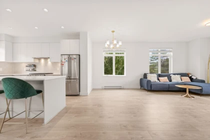 Mudroom Photo of 18 2070 Oak Meadows Drive, Surrey, BC