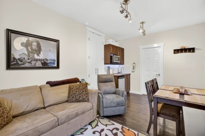 Hot Tub / Spa Photo of 21662 River Road, Maple Ridge, BC