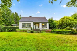 21662 River Road, Maple Ridge, BC