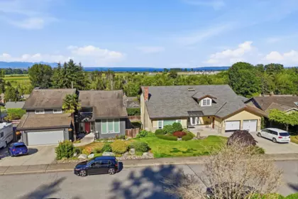 Hot Tub / Spa Photo of 133 Woodland Drive, Delta, BC