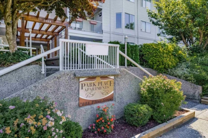 Kitchen Photo of 103 3088 Flint Street, Port Coquitlam, BC