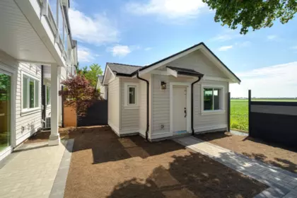 Hot Tub / Spa Photo of 4884 42a Avenue, Delta, BC