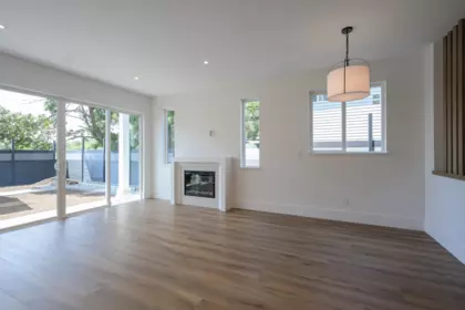 Kitchen Island Photo of 4884 42a Avenue, Delta, BC