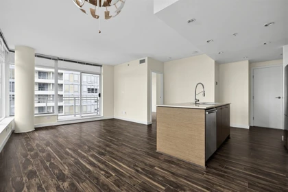 1508 5900 Alderbridge Way, Richmond, BC, Richmond — Apartment/Condo for sale