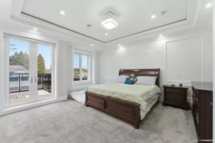Hallway Photo of 13414 60 Avenue Avenue, Surrey, BC