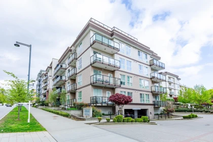 323 13768 108 Avenue, Surrey, BC, Surrey — Apartment/Condo for sale