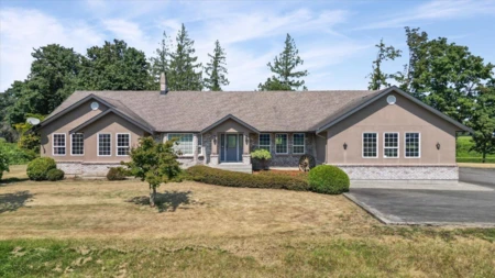47083 Bell Road, Chilliwack, BC, Chilliwack — Single Family Residence for sale