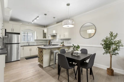 Kitchen Photo of 203 3488 Sefton Street, Port Coquitlam, BC