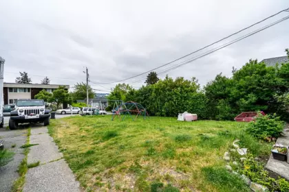 2233 Edinburgh Street, New Westminster, BC, New Westminster — Single Family Residence for sale