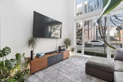 1106 Hornby Street, Vancouver, BC, Vancouver — Townhouse for sale