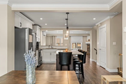 Breakfast Nook Photo of 11 9750 Mcnaught Road, Chilliwack, BC