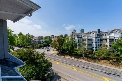 Backyard Photo of 406 1630 154 Street, Surrey, BC