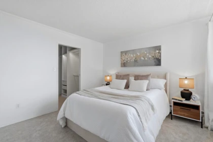 Bedroom 2 Photo of 303 1480 Foster Street, White Rock, BC