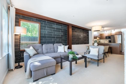 102 3097 Lincoln Avenue, Coquitlam, BC, Coquitlam — Apartment/Condo for sale