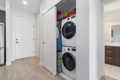 Laundry Room Photo of 409 1633 Tatlow Avenue, North Vancouver, BC