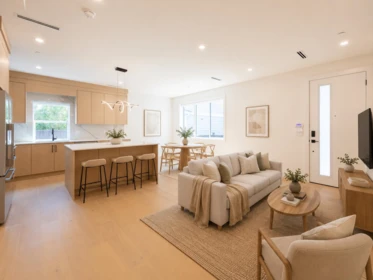 3 3615 Turner Street, Vancouver, BC, Vancouver — Half Duplex for sale