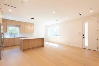 3 3615 Turner Street, Vancouver, BC, Vancouver — Half Duplex for sale