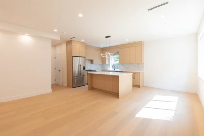 Kitchen Photo of 3 3615 Turner Street, Vancouver, BC