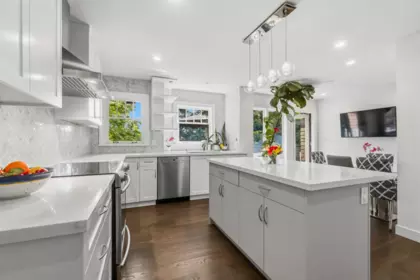 Pantry Photo of 1188 Laurier Avenue, Vancouver, BC
