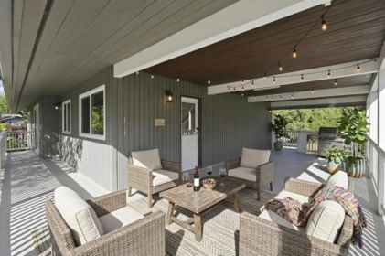 210 W Murphy Drive, Delta, BC, Delta — Single Family Residence for sale