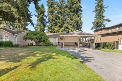 Exterior Rear Photo of 2177 Topaz Street, Abbotsford, BC