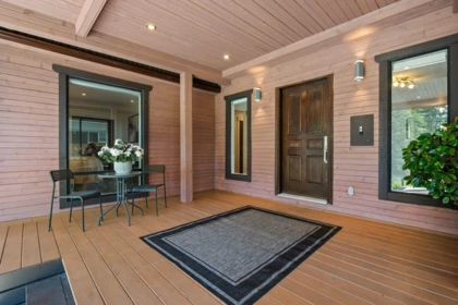 Hot Tub / Spa Photo of 4066 Norwood Avenue, North Vancouver, BC