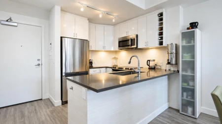 311 13919 Fraser Highway, Surrey, BC, Surrey — Apartment/Condo for sale