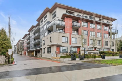 311 13919 Fraser Highway, Surrey, BC, Surrey — Apartment/Condo for sale
