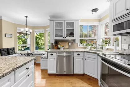 Breakfast Nook Photo of 16279 79 Avenue, Surrey, BC