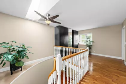 Kitchen Island Photo of 16279 79 Avenue, Surrey, BC